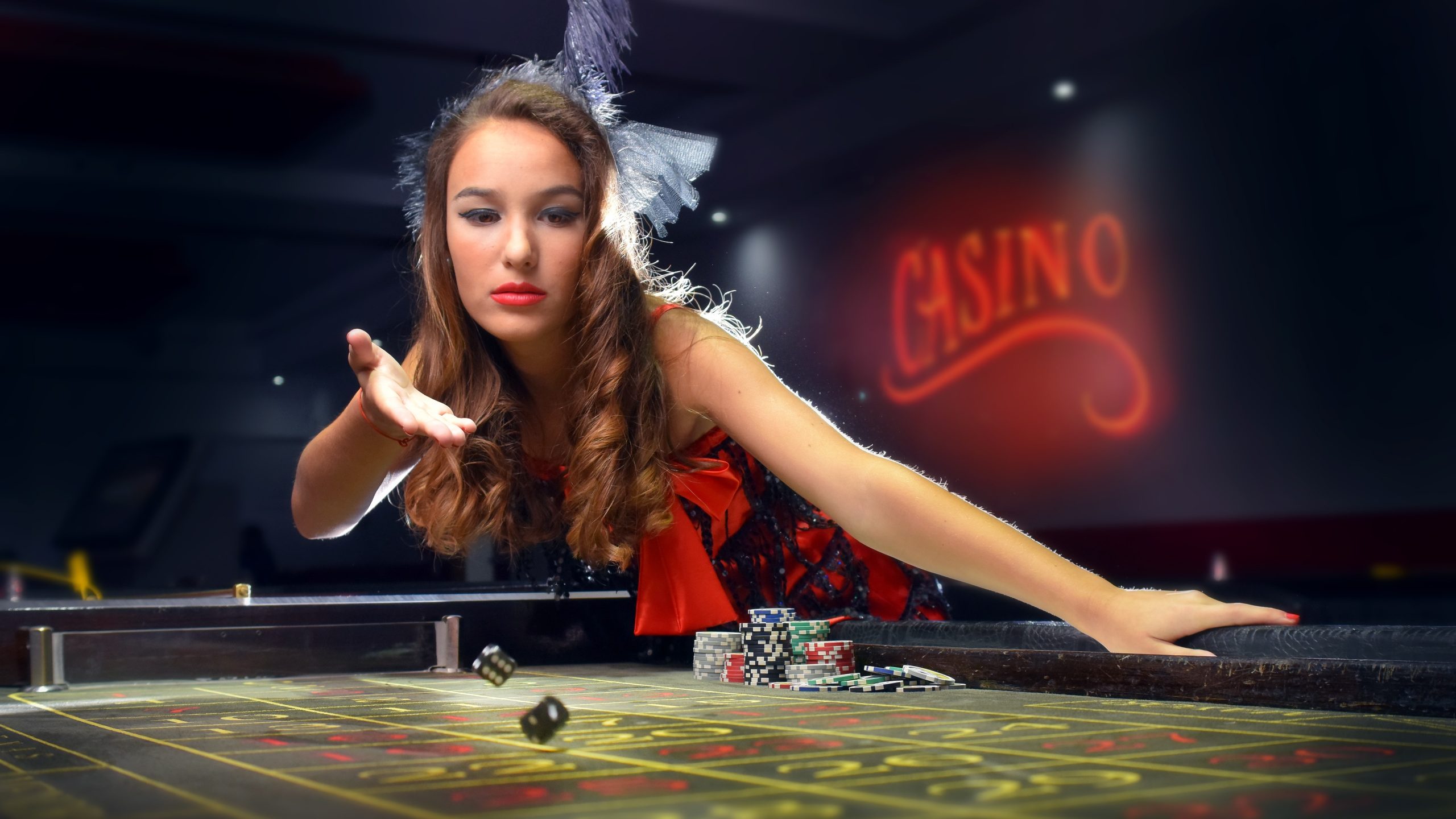 Casino girl 5120x2880 scaled Almanbahis Adres